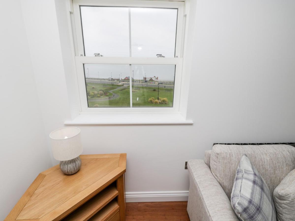 Sandsend View Apartment